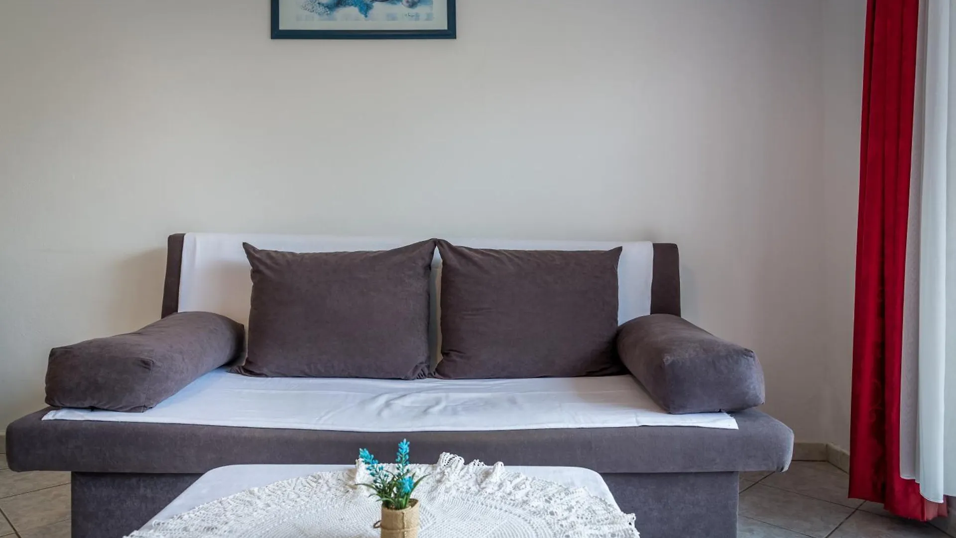Apartments Claudia Gostinjska kuća Smrika